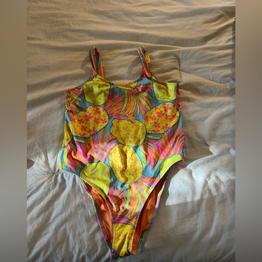 Chubbies suit